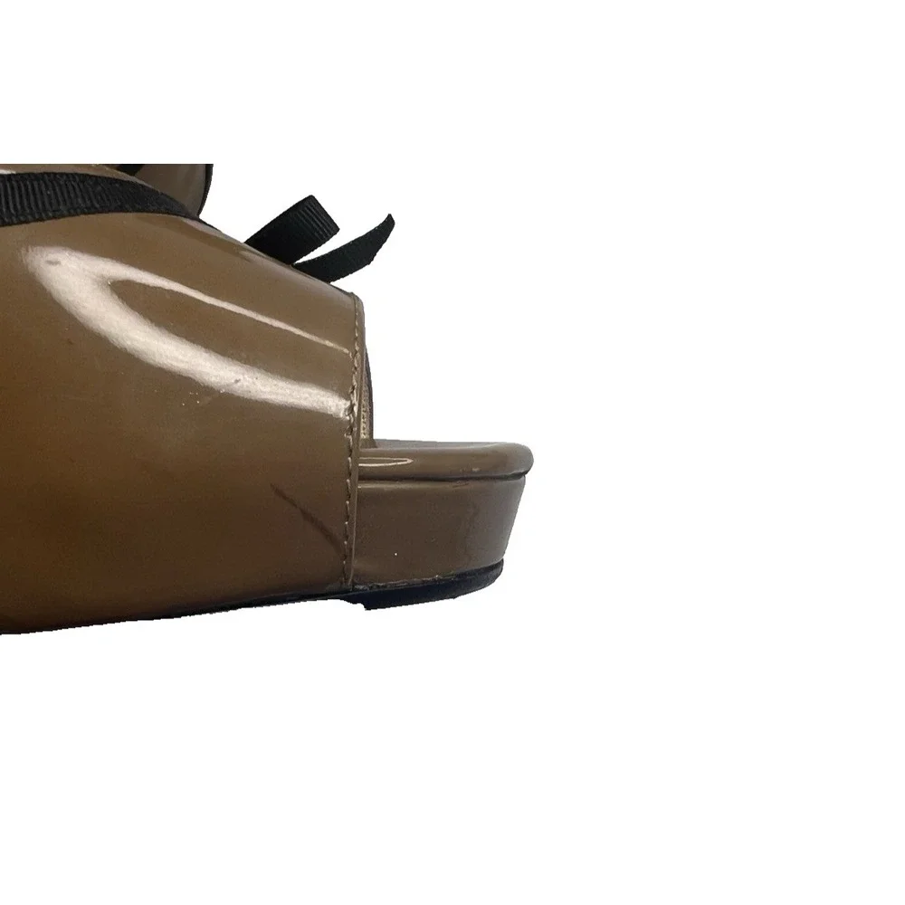 Kate Spade New York Women Patent Leather Classic Pump Brown 9B Formal Work Money